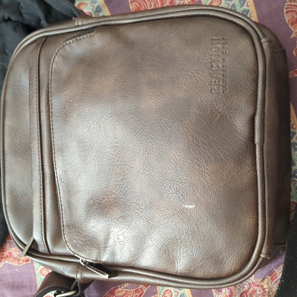Kenneth Cole Shoulder bag